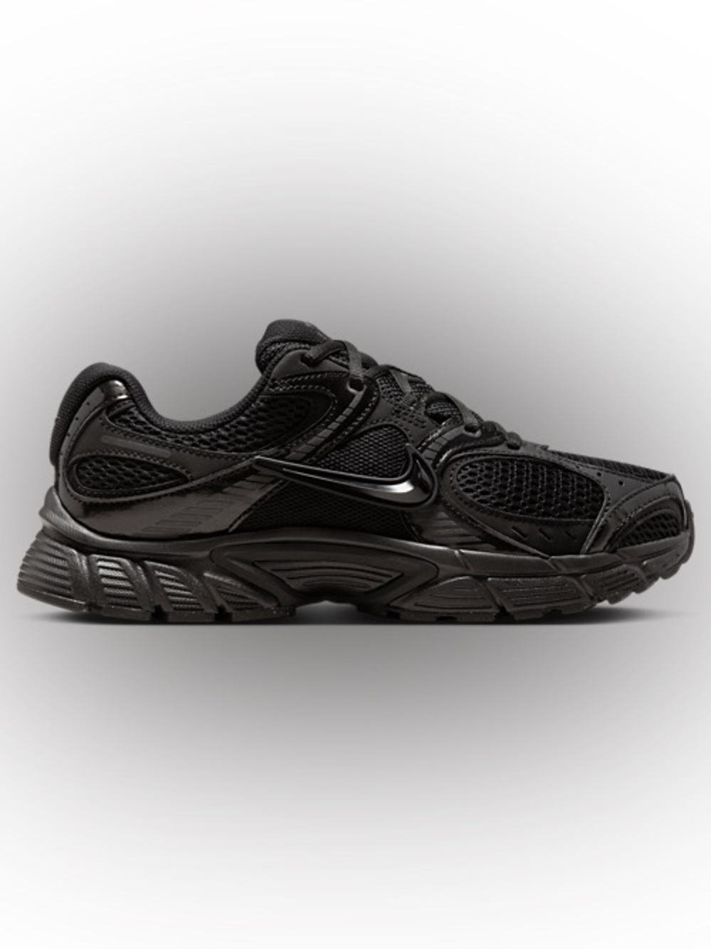 LIKE NEW Nike V5 RNR sneakers, running shoes
